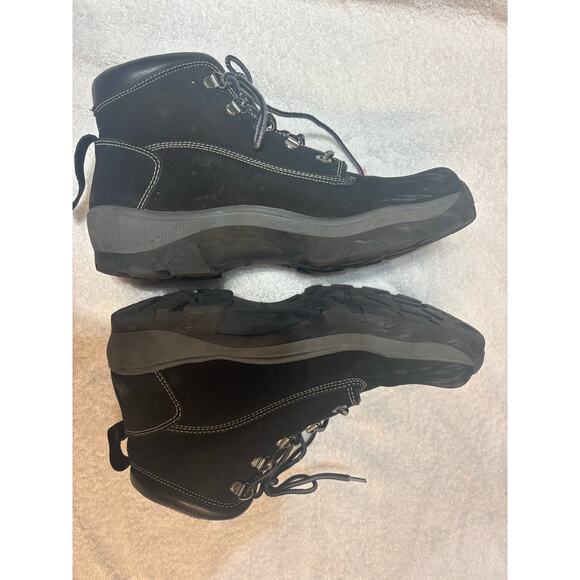 Steve Madden black shoe size 8.5 Suspend Black Nubuck 8 1/2 - Picture 10 of 16